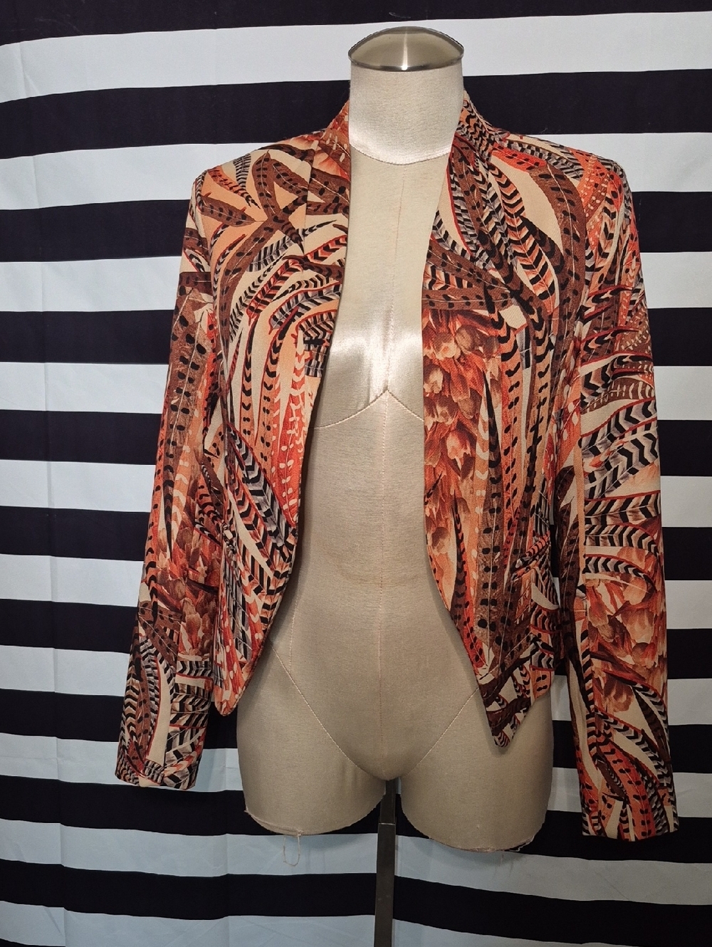 Ovi Open-Front Printed Blazer in Rust and Tan